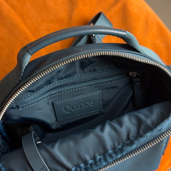 For Kinla - Quince Revive Camera Bag in Deep Teal - Picture 4 of 6